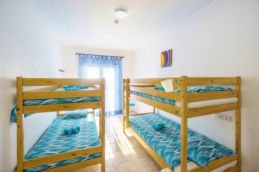 H2O Guesthouse Đảo Đảo Baleal Phòng bức ảnh